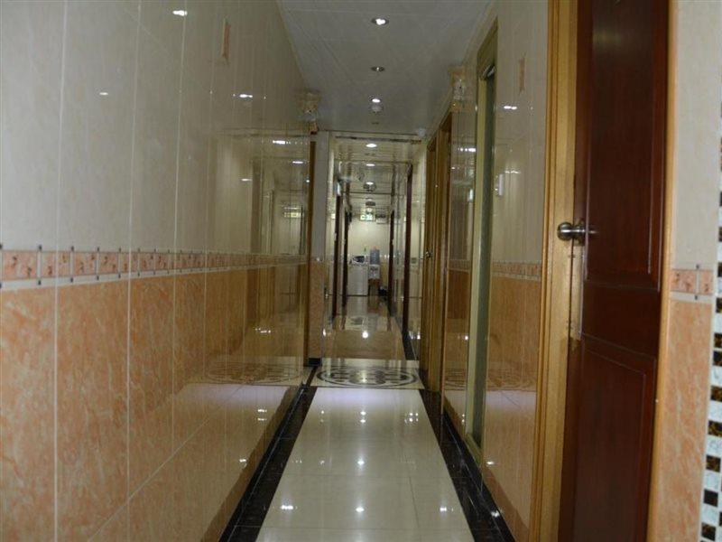 Everest Hostel Гонконг Екстер'єр фото