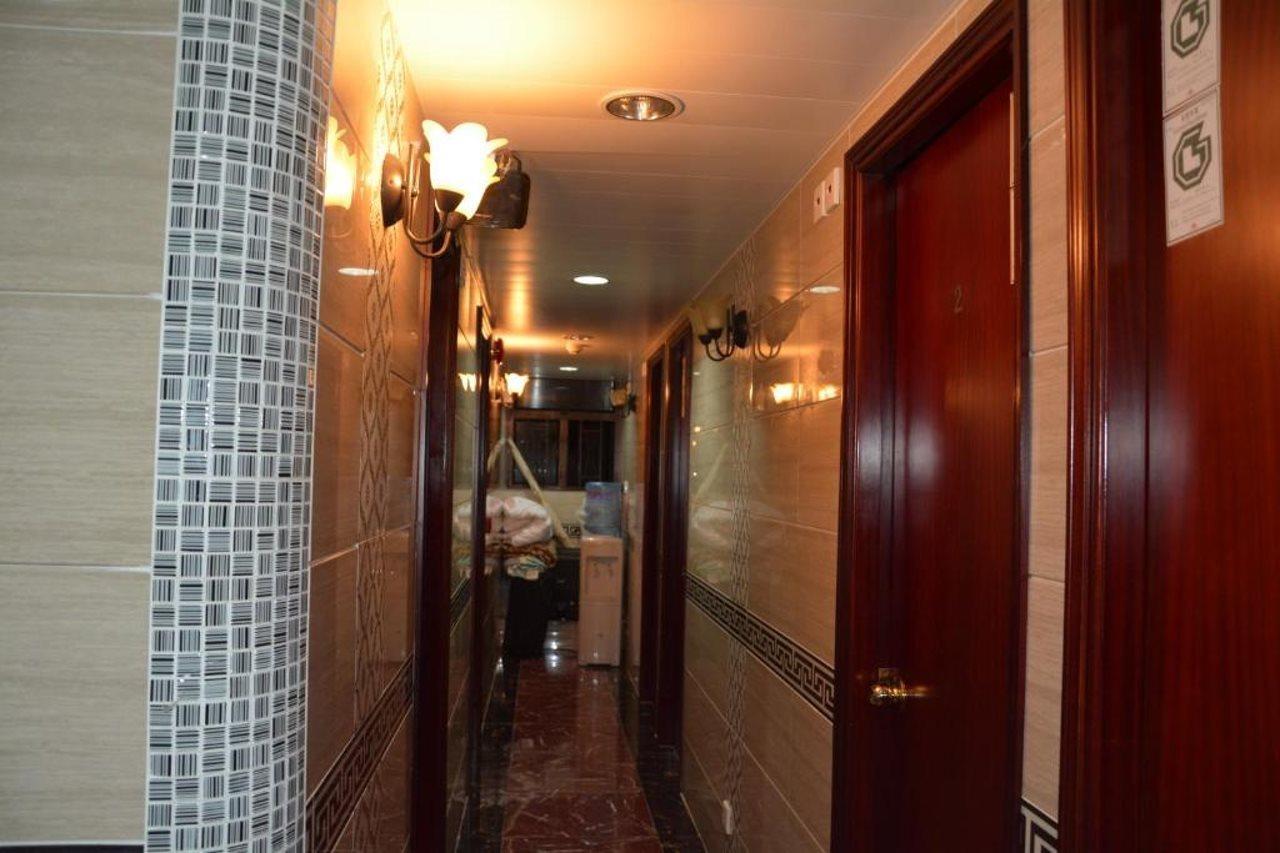 Everest Hostel Гонконг Екстер'єр фото