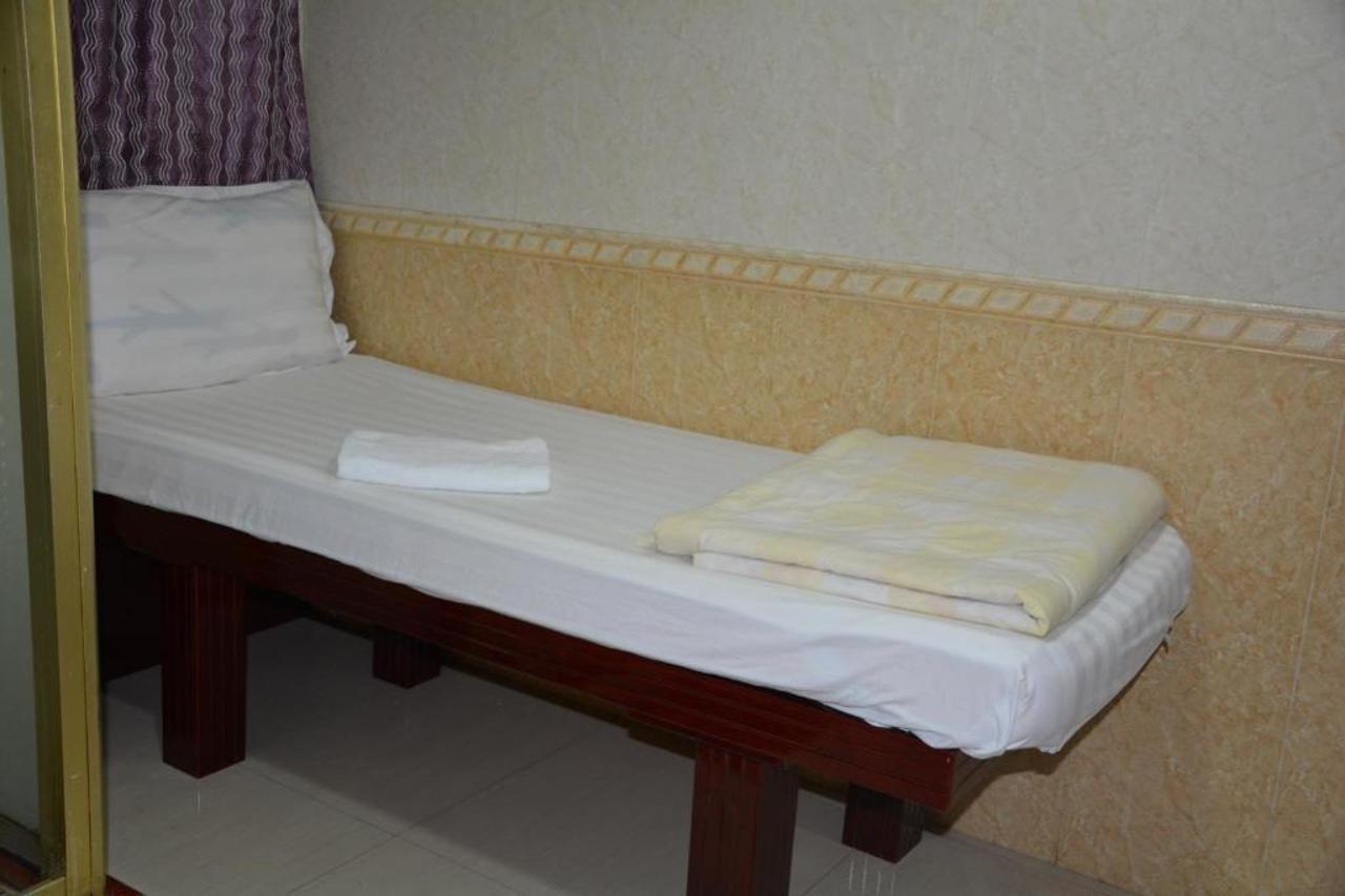 Everest Hostel Гонконг Екстер'єр фото