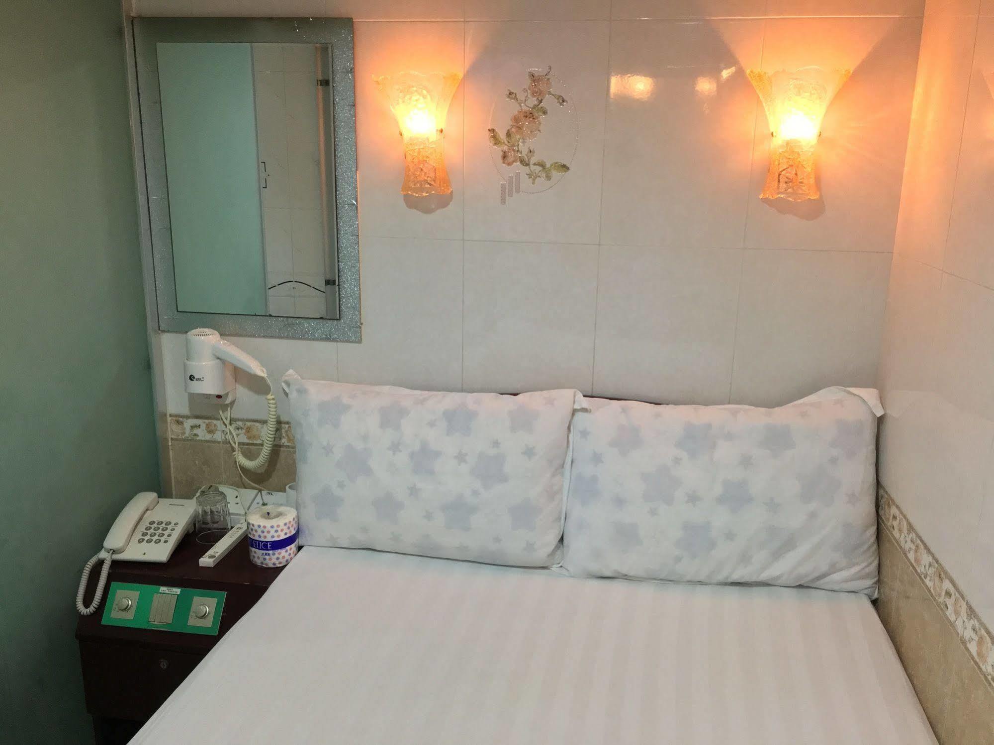 Everest Hostel Гонконг Екстер'єр фото