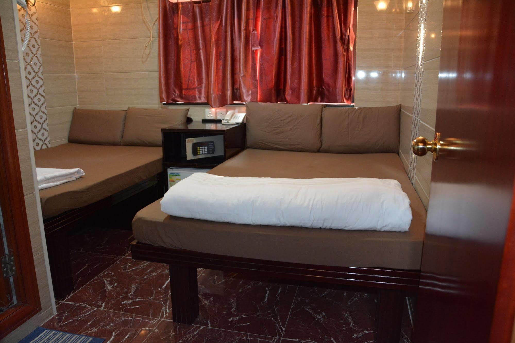 Everest Hostel Гонконг Екстер'єр фото